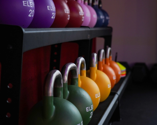 Rangements kettlebell chez Espace 220 - Fiind Sport